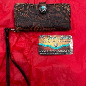 Leather IPhone 8 case